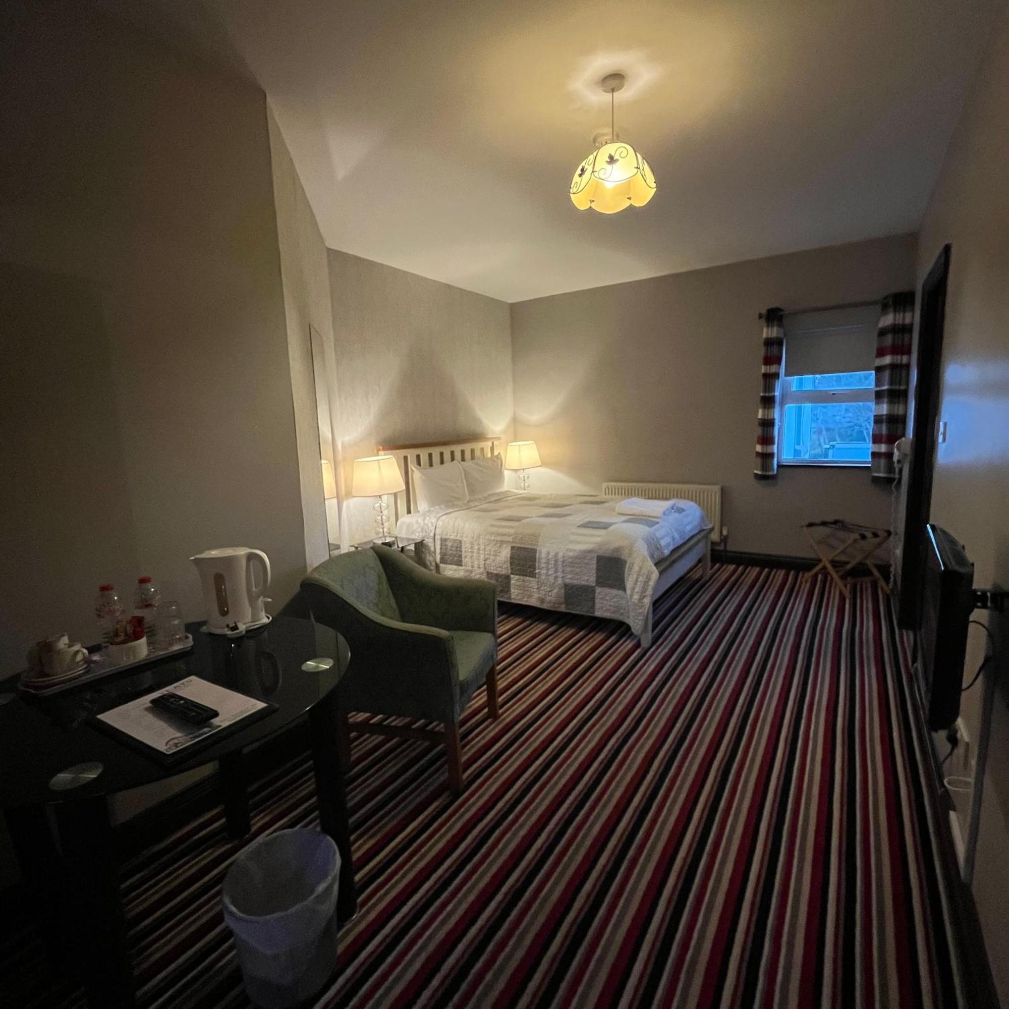Tubbercurry The Yeats County Inn Hotel מראה חיצוני תמונה