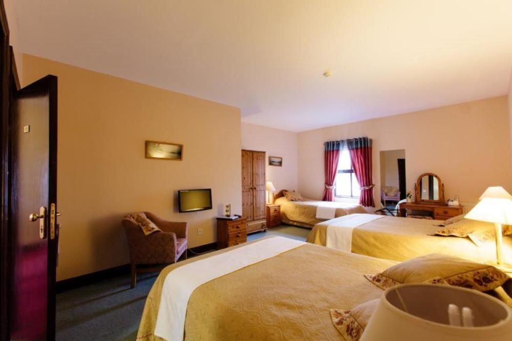 Tubbercurry The Yeats County Inn Hotel מראה חיצוני תמונה