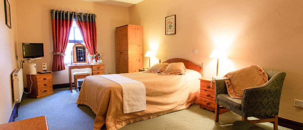 Tubbercurry The Yeats County Inn Hotel מראה חיצוני תמונה